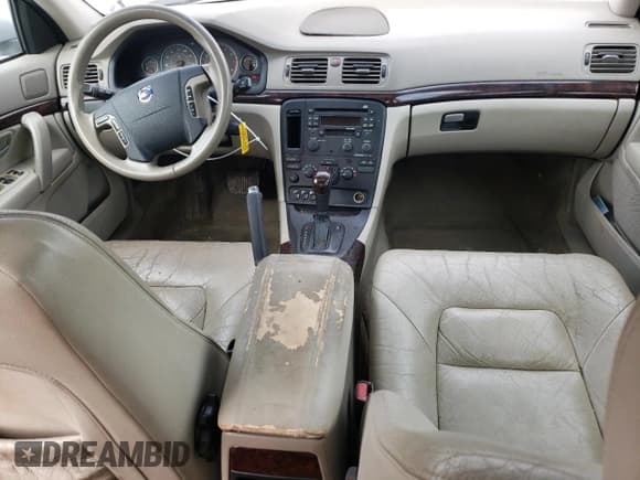 ✅ 2004 Volvo S80 • VIN: YV1TS59H541374028 • Lot: 78716874. Listed on Copart with 212,358 mi. Free auction sales archive from the USA and detailed vehicle history report at DreamBid. Image 8.