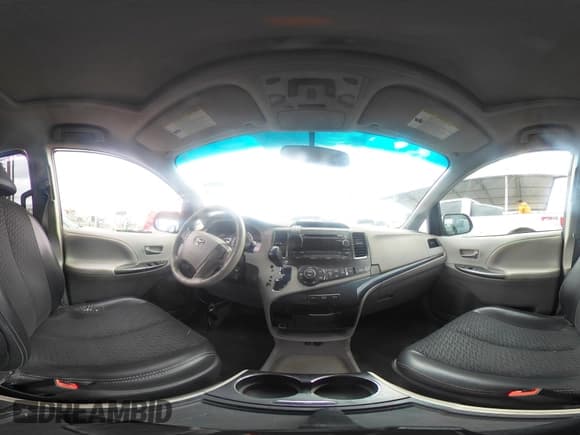 ✅ 2012 Toyota Sienna SE • VIN: 5TDXK3DC2CS179657 • Lot: 43438594. Listed on IAAI with 126,552 mi. Free auction sales archive from the USA and detailed vehicle history report at DreamBid. Image 18.