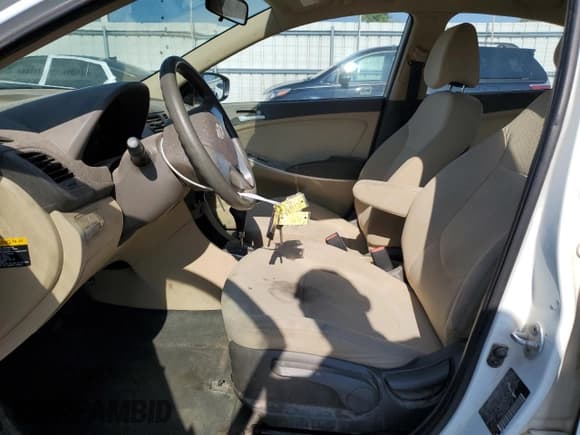 ✅ 2013 Hyundai Accent GLS • VIN: KMHCT4AE0DU444169 • Лот: 70630994. Опубликован ранее на Copart с пробегом 128 644 миль. Бесплатный доступ к архиву аукционных продаж из США и подробный отчёт об истории автомобиля на DreamBid. Изображение 7.