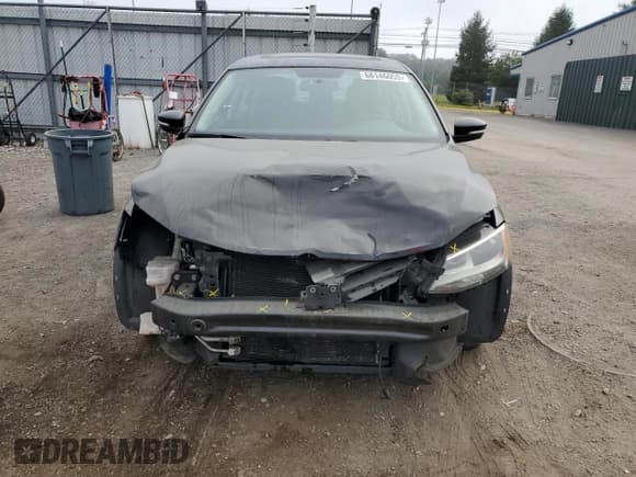 ✅ 2013 Volkswagen Jetta SE • VIN: 3VWDP7AJ2DM266262 • Lot: 68146055. Listed on Copart with 132,302 mi. Free auction sales archive from the USA and detailed vehicle history report at DreamBid. Image 5.