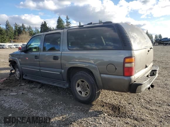 ✅ 2002 Chevrolet Suburban LS • VIN: 3GNFK16Z92G299378 • Lot: 93955645. Listed on Copart with 280,251 mi. Free auction sales archive from the USA and detailed vehicle history report at DreamBid. Image 2.