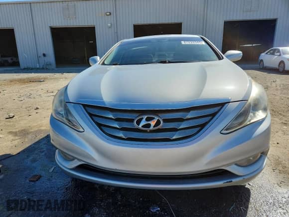 2011 Hyundai Sonata Limited z VIN 5NPEC4ACXBH014426, wystawiony jako Copart lot #87233345 z przebiegiem Nie podano mil oraz Szkoda całkowita • Salvage title. Historia ofert i sprzedaży dostępna na DreamBid. Obrazek 5.