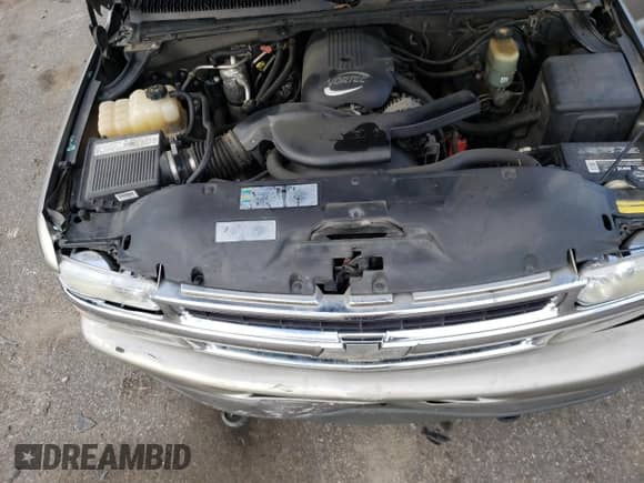 2002 Chevrolet Suburban LS с VIN 3GNFK16Z02G210488, выставлен на аукционе Copart как лот 75819804 с пробегом 278 873 миль миль и Списание • Salvage title. История ставок и продаж доступна на DreamBid. Изображение 13.