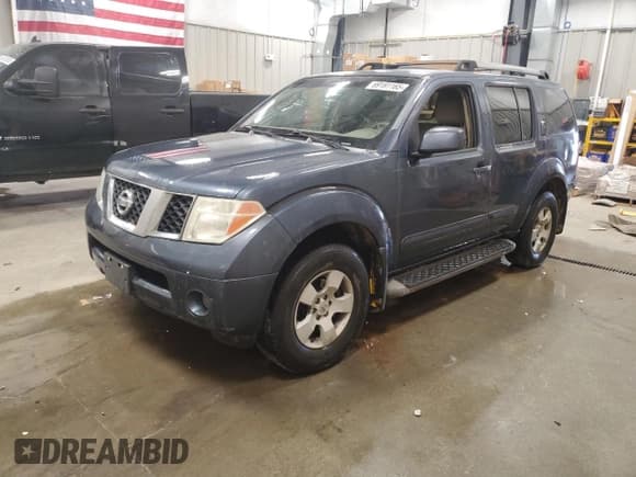 ✅ 2005 Nissan Pathfinder SE • VIN: 5N1AR18U55C754620 • Lot: 69181165. Listed on Copart with 218,348 mi. Free auction sales archive from the USA and detailed vehicle history report at DreamBid. Image 1.