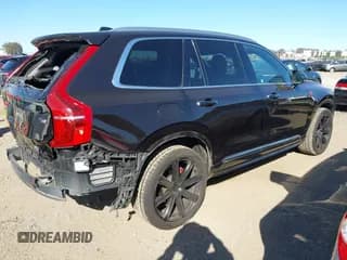 ✅ 2016 Volvo XC90 T6 Inscription • VIN: YV4A22PL1G1087208 • Lot: 43566751. Wystawiony na IAAI z przebiegiem 113 212 mil. Bezpłatny archiwum sprzedaży aukcyjnych z USA i szczegółowy raport historii pojazdu na DreamBid. Zdjęcie 4.