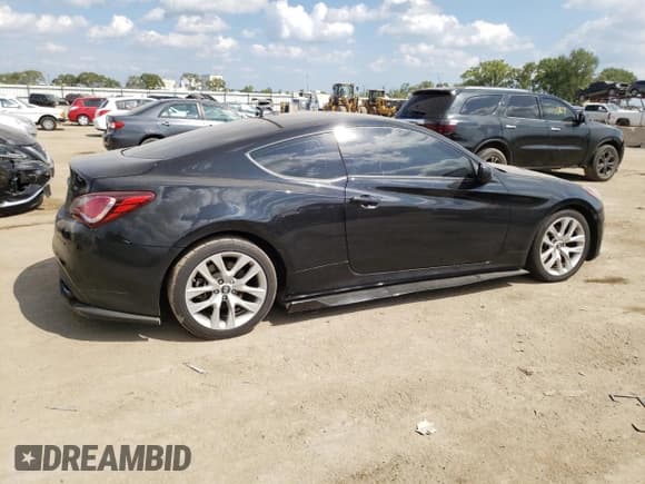 ✅ 2014 Hyundai Genesis Coupe Premium • VIN: KMHHT6KD7EU119821 • Lot: 70093934. Wystawiony na Copart z przebiegiem 87 288 mil. Bezpłatny archiwum sprzedaży aukcyjnych z USA i szczegółowy raport historii pojazdu na DreamBid. Zdjęcie 3.