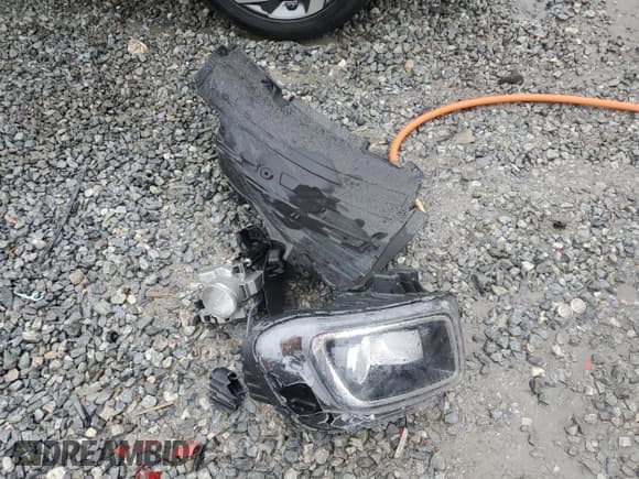 ✅ 2024 Hyundai Venue SEL • VIN: KMHRC8A39RU315547 • Lot: 42290355. Listed on Copart with 2,575 mi. Free auction sales archive from the USA and detailed vehicle history report at DreamBid. Image 13.