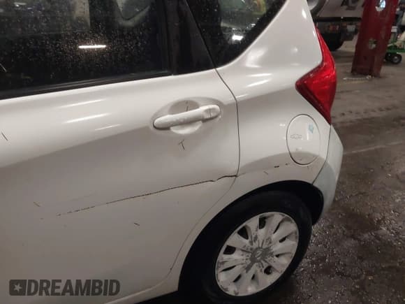✅ 2015 Nissan Note S • VIN: 3N1CE2CP4FL394944 • Lot: 43907648. Listed on IAAI with 61,173 mi. Free auction sales archive from the USA and detailed vehicle history report at DreamBid. Image 6.