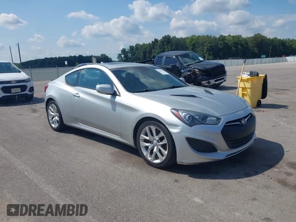 ✅ 2013 Hyundai Genesis Coupe 2.0T • VIN: KMHHT6KD8DU095379 • Lot: 42967454. Wystawiony na IAAI z przebiegiem 107 809 mil. Bezpłatny archiwum sprzedaży aukcyjnych z USA i szczegółowy raport historii pojazdu na DreamBid. Zdjęcie 1.