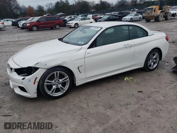 ✅ 2015 BMW 4 Series 428i xDrive • VIN: WBA3T1C52FP819767 • Lot: 82695004. Listed on Copart with 71,648 mi. Free auction sales archive from the USA and detailed vehicle history report at DreamBid. Image 1.
