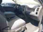 2010 Dodge 1500 ST z VIN 3D7JB1EK5AG191206, wystawiony jako IAAI lot #42809325 z przebiegiem 201 420 mil mil oraz . Historia ofert i sprzedaży dostępna na DreamBid. Obrazek 5.