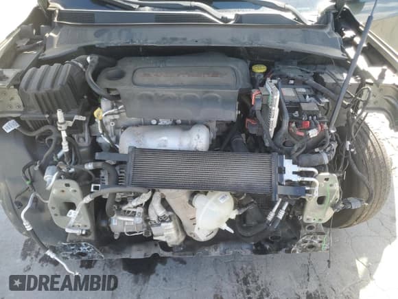 ✅ 2018 Jeep Compass Trailhawk • VIN: 3C4NJDDB5JT163270 • Lot: 81915855. Listed on Copart with 142,824 mi. Free auction sales archive from the USA and detailed vehicle history report at DreamBid. Image 11.