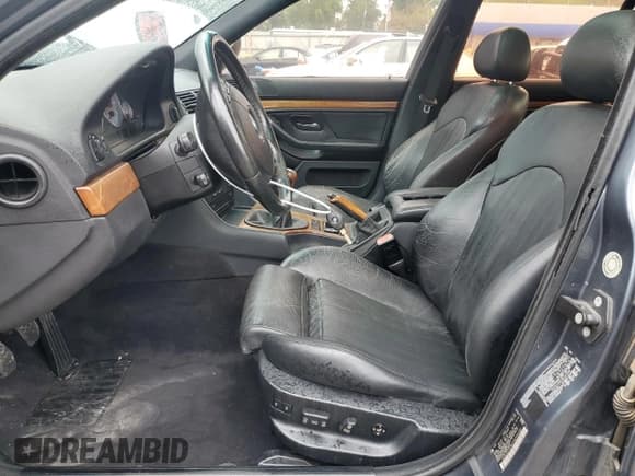 ✅ 2000 BMW 5 Series M5 • VIN: WBSDE9343YBZ94030 • Lot: 68324414. Listed on Copart with Not provided. Free auction sales archive from the USA and detailed vehicle history report at DreamBid. Image 7.