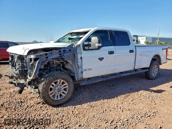 ✅ 2019 Ford F-250 XL • VIN: 1FT7W2B60KEF53246 • Lot: 94216565. Listed on Copart with 193,752 mi. Free auction sales archive from the USA and detailed vehicle history report at DreamBid. Image 1.