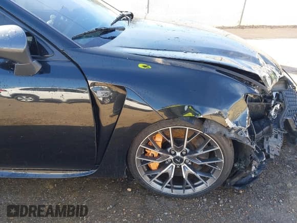 ✅ 2016 Lexus GS F • VIN: JTHBP1BL9GA001281 • Лот: 41618652. Опубликован ранее на IAAI с пробегом 174 840 миль. Бесплатный доступ к архиву аукционных продаж из США и подробный отчёт об истории автомобиля на DreamBid. Изображение 17.