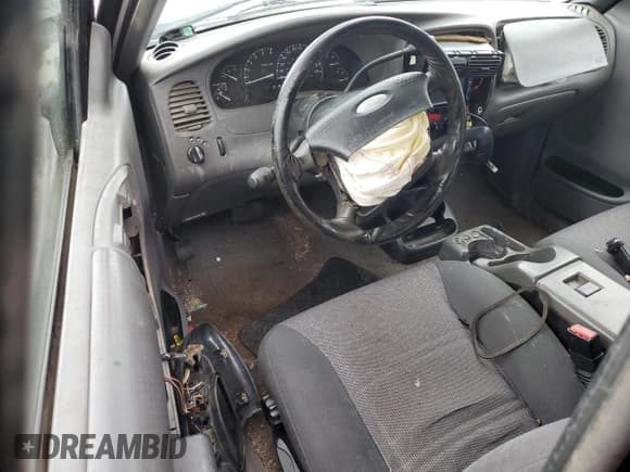 ✅ 2002 Ford Ranger XL Fleet • VIN: 1FTYR44UX2TA24157 • Lot: 59677765. Listed on Copart with 382,026 mi. Free auction sales archive from the USA and detailed vehicle history report at DreamBid. Image 8.