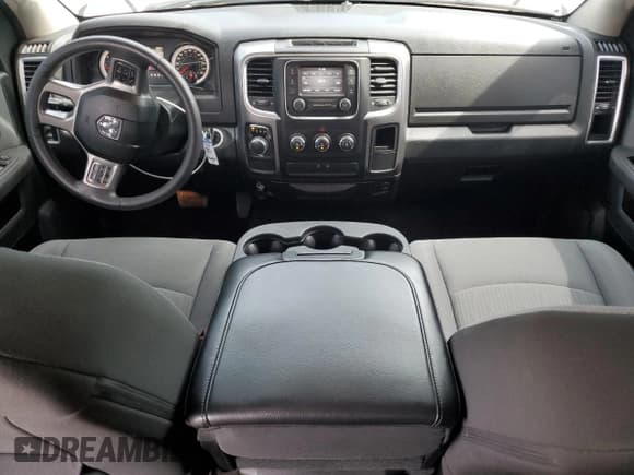 ✅ 2021 Ram 1500 SLT • VIN: 1C6RR6LG5MS539045 • Lot: 69245085. Wystawiony na Copart z przebiegiem 73 799 mil. Bezpłatny archiwum sprzedaży aukcyjnych z USA i szczegółowy raport historii pojazdu na DreamBid. Zdjęcie 8.