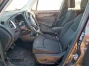 ✅ 2017 Jeep Renegade Latitude • VIN: ZACCJBBB5HPG48573 • Lot: 92842925. Listed on Copart with 20,185 mi. Free auction sales archive from the USA and detailed vehicle history report at DreamBid. Image 7.