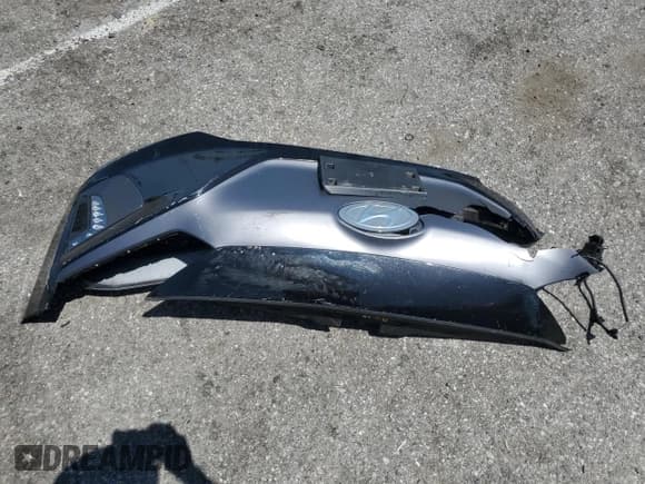 ✅ 2018 Hyundai Ioniq Limited • VIN: KMHC05LH1JU029024 • Lot: 53097804. Wystawiony na Copart z przebiegiem 58 101 mil. Bezpłatny archiwum sprzedaży aukcyjnych z USA i szczegółowy raport historii pojazdu na DreamBid. Zdjęcie 12.