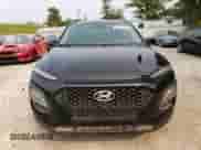 2019 Hyundai Kona SEL z VIN KM8K2CAA7KU341706, wystawiony jako Copart lot #62057153 z przebiegiem 50 793 mil mil oraz . Historia ofert i sprzedaży dostępna na DreamBid. Obrazek 5.