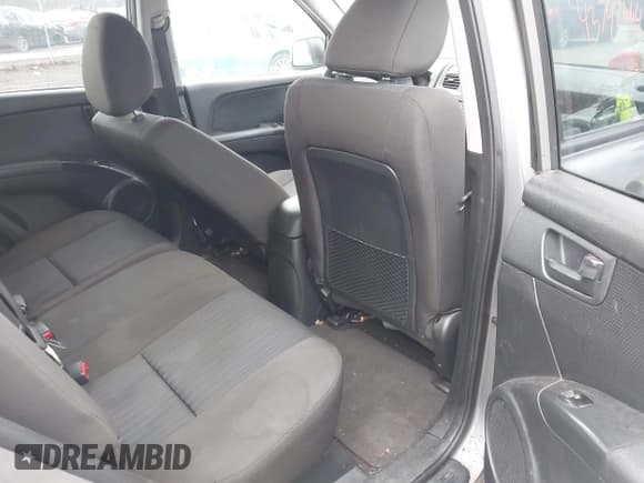 ✅ 2010 Kia Sportage LX • VIN: KNDKG3A40A7725694 • Lot: 43742664. Wystawiony na IAAI z przebiegiem 133 401 mil. Bezpłatny archiwum sprzedaży aukcyjnych z USA i szczegółowy raport historii pojazdu na DreamBid. Zdjęcie 8.