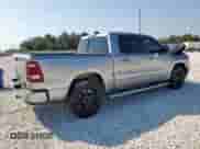 2023 Ram 1500 Laramie z VIN 1C6SRFJT7PN662379, wystawiony jako Copart lot #81452325 z przebiegiem 27 254 mil mil oraz Szkoda całkowita • Salvage title. Historia ofert i sprzedaży dostępna na DreamBid. Obrazek 3.