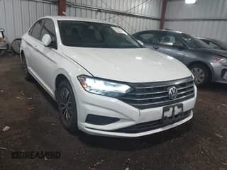 ✅ 2021 Volkswagen Jetta S • VIN: 3VWC57BU6MM032636 • Lot: 43413883. Wystawiony na IAAI z przebiegiem 87 913 mil. Bezpłatny archiwum sprzedaży aukcyjnych z USA i szczegółowy raport historii pojazdu na DreamBid. Zdjęcie 1.