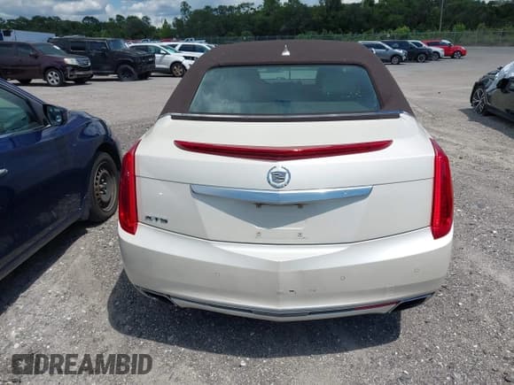 ✅ 2013 Cadillac XTS Luxury • VIN: 2G61P5S34D9191733 • Lot: 42318119. Listed on IAAI with 129,379 mi. Free auction sales archive from the USA and detailed vehicle history report at DreamBid. Image 16.