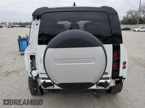 ✅ 2021 Land Rover Defender S • VIN: SALEJERX2M2050269 • Lot: 81032194. Listed on Copart with 23,134 mi. Free auction sales archive from the USA and detailed vehicle history report at DreamBid. Image 6.