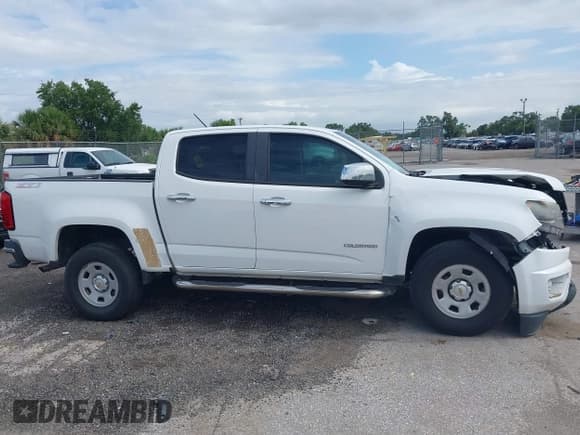 ✅ 2016 Chevrolet Colorado 2WD WT • VIN: 1GCGSBEA0G1296275 • Lot: 42631736. Listed on IAAI with 188,060 mi. Free auction sales archive from the USA and detailed vehicle history report at DreamBid. Image 13.