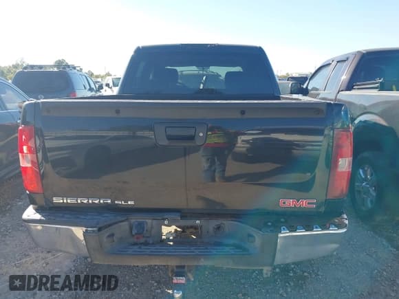 ✅ 2010 Chevrolet Silverado 1500 LT • VIN: 3GCRCSE07AG238833 • Лот: 43588856. Опубликован ранее на IAAI с пробегом 272 546 миль. Бесплатный доступ к архиву аукционных продаж из США и подробный отчёт об истории автомобиля на DreamBid. Изображение 16.