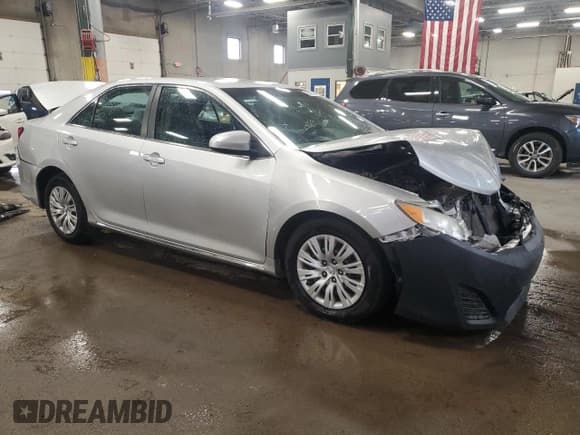 ✅ 2014 Toyota Camry LE • VIN: 4T4BF1FK5ER436124 • Lot: 85474335. Listed on Copart with 204,095 mi. Free auction sales archive from the USA and detailed vehicle history report at DreamBid. Image 4.