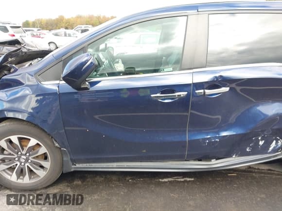 ✅ 2024 Honda Odyssey EX-L • VIN: 5FNRL6H63RB018582 • Lot: 43593952. Wystawiony na IAAI z przebiegiem 55 184 mil. Bezpłatny archiwum sprzedaży aukcyjnych z USA i szczegółowy raport historii pojazdu na DreamBid. Zdjęcie 19.