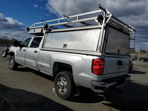 ✅ 2018 Chevrolet Silverado 2500HD Work Truck • VIN: 1GC1KUEG8JF233621 • Lot: 91648565. Listed on Copart with 98,370 mi. Free auction sales archive from the USA and detailed vehicle history report at DreamBid. Image 2.