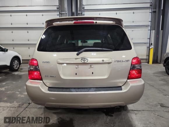 ✅ 2004 Toyota Highlander • VIN: JTEEP21AX40035831 • Lot: 71323835. Listed on Copart with 152,243 mi. Free auction sales archive from the USA and detailed vehicle history report at DreamBid. Image 6.