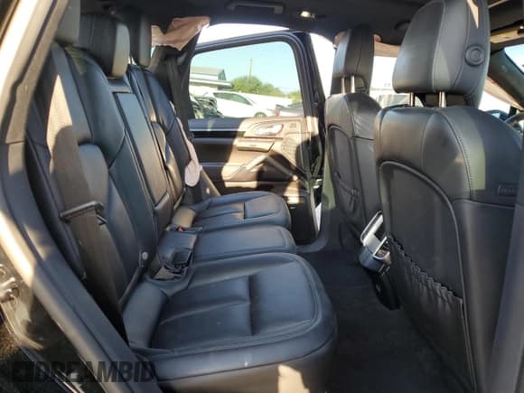 ✅ 2018 Porsche Cayenne S • VIN: WP1AB2A21JLA60345 • Lot: 80791995. Wystawiony na Copart z przebiegiem 48 348 mil. Bezpłatny archiwum sprzedaży aukcyjnych z USA i szczegółowy raport historii pojazdu na DreamBid. Zdjęcie 10.