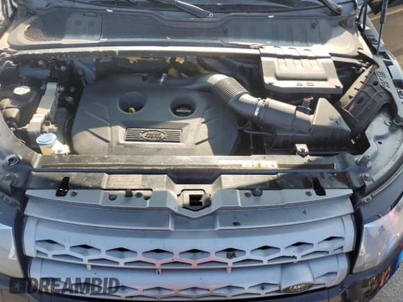 ✅ 2015 Land Rover Range Rover Evoque Pure Premium • VIN: SALVR2BG1FH077433 • Lot: 68570965. Listed on Copart with 99,539 mi. Free auction sales archive from the USA and detailed vehicle history report at DreamBid. Image 11.