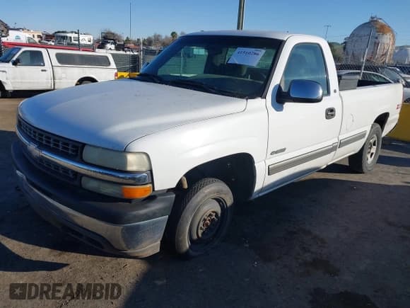 ✅ 2001 Chevrolet Silverado 1500 LS • VIN: 1GCEK14T71Z329088 • Лот: 41510286. Опубликован ранее на IAAI с пробегом 312 979 миль. Бесплатный доступ к архиву аукционных продаж из США и подробный отчёт об истории автомобиля на DreamBid. Изображение 2.