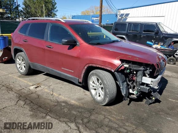 ✅ 2015 Jeep Cherokee Sport • VIN: 1C4PJLAB4FW660495 • Лот: 87248325. Опубликован ранее на Copart с пробегом 92 058 миль. Бесплатный доступ к архиву аукционных продаж из США и подробный отчёт об истории автомобиля на DreamBid. Изображение 4.