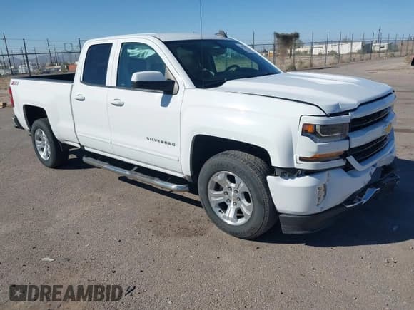 ✅ 2018 Chevrolet Silverado 1500 LT • VIN: 1GCVKREC6JZ375914 • Lot: 43554902. Listed on IAAI with 53,205 mi. Free auction sales archive from the USA and detailed vehicle history report at DreamBid. Image 1.
