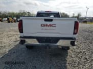 ✅ 2024 GMC Sierra 2500HD • VIN: 1GT39LE70RF171111 • Лот: 50174155. Опубликован ранее на Copart с пробегом 5 231 миль. Бесплатный доступ к архиву аукционных продаж из США и подробный отчёт об истории автомобиля на DreamBid. Изображение 6.