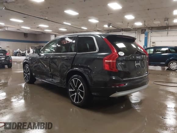 ✅ 2022 Volvo XC90 Momentum • VIN: YV4A221KXN1852946 • Lot: 43126356. Wystawiony na IAAI z przebiegiem 34 374 mil. Bezpłatny archiwum sprzedaży aukcyjnych z USA i szczegółowy raport historii pojazdu na DreamBid. Zdjęcie 3.