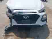 2019 Hyundai Kona SE z VIN KM8K12AA3KU282781, wystawiony jako IAAI lot #42518967 z przebiegiem 73 174 mil mil oraz . Historia ofert i sprzedaży dostępna na DreamBid. Obrazek 6.