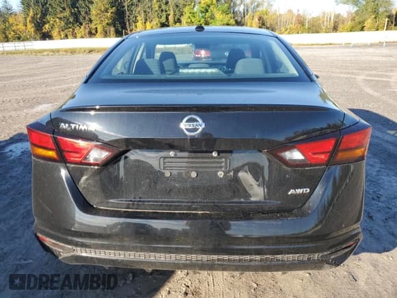 ✅ 2020 Nissan Altima S • VIN: 1N4BL4BW4LC233221 • Lot: 85375635. Wystawiony na Copart z przebiegiem 47 857 mil. Bezpłatny archiwum sprzedaży aukcyjnych z USA i szczegółowy raport historii pojazdu na DreamBid. Zdjęcie 6.