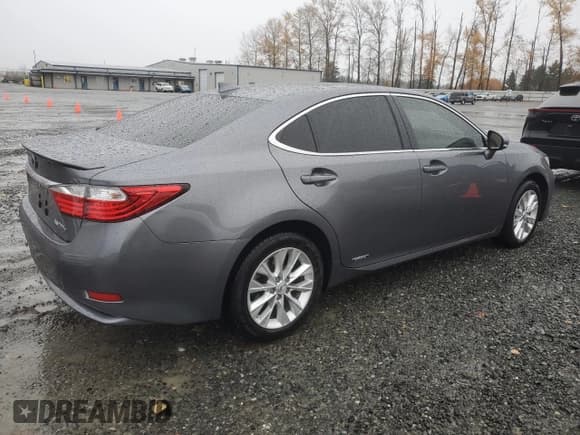 ✅ 2015 Lexus ES 300h • VIN: JTHBW1GG6F2094655 • Lot: 89658315. Wystawiony na Copart z przebiegiem 63 025 mil. Bezpłatny archiwum sprzedaży aukcyjnych z USA i szczegółowy raport historii pojazdu na DreamBid. Zdjęcie 3.