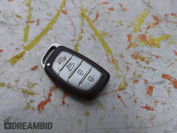 2017 Hyundai Elantra SE with VIN KMHD84LF5HU379479, listed as a IAAI auction lot 43271169 with 111,574 mi miles and . Bid and sale history available at DreamBid. Image 11.