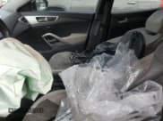 ✅ 2012 Hyundai Veloster w/Gray Int • VIN: KMHTC6AD9CU061817 • Lot: 45307115. Wystawiony na Copart z przebiegiem Nie podano. Bezpłatny archiwum sprzedaży aukcyjnych z USA i szczegółowy raport historii pojazdu na DreamBid. Zdjęcie 7.