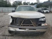 ✅ 2006 Chevrolet Silverado 1500 LS • VIN: 2GCEC19T561153423 • Лот: 84610645. Опубликован ранее на Copart с пробегом 303 107 миль. Бесплатный доступ к архиву аукционных продаж из США и подробный отчёт об истории автомобиля на DreamBid. Изображение 5.