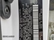 ✅ 2022 Lexus ES 300h F Sport • VIN: 58AGA1C17NU022930 • Lot: 69836585. Wystawiony na Copart z przebiegiem 79 893 mil. Bezpłatny archiwum sprzedaży aukcyjnych z USA i szczegółowy raport historii pojazdu na DreamBid. Zdjęcie 13.