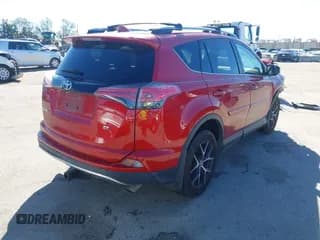 ✅ 2017 Toyota RAV4 SE • VIN: JTMNFREV9HJ111987 • Лот: 43450217. Опубликован ранее на IAAI с пробегом 223 735 миль. Бесплатный доступ к архиву аукционных продаж из США и подробный отчёт об истории автомобиля на DreamBid. Изображение 4.